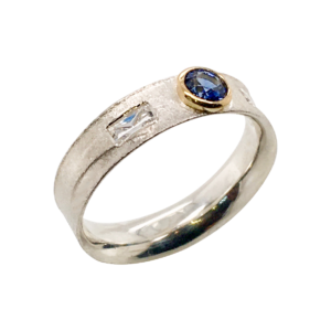 Ceylon Sapphire engagement ring is a cityscape