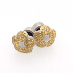 Flower stud diamond earrings